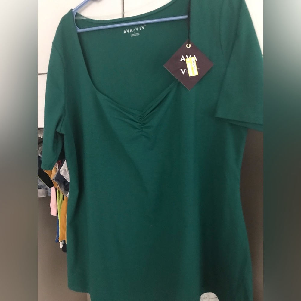 Brand Ava & Viv Size 1X Color green